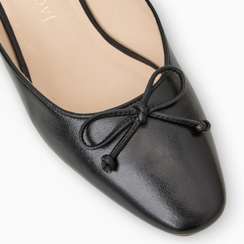 Ginny Leather Flat Mule