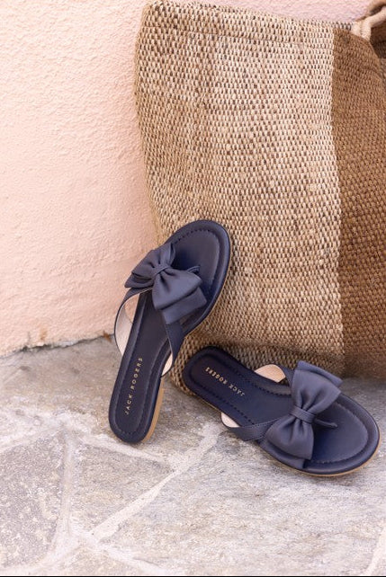 Vannah Leather Bow Sandal