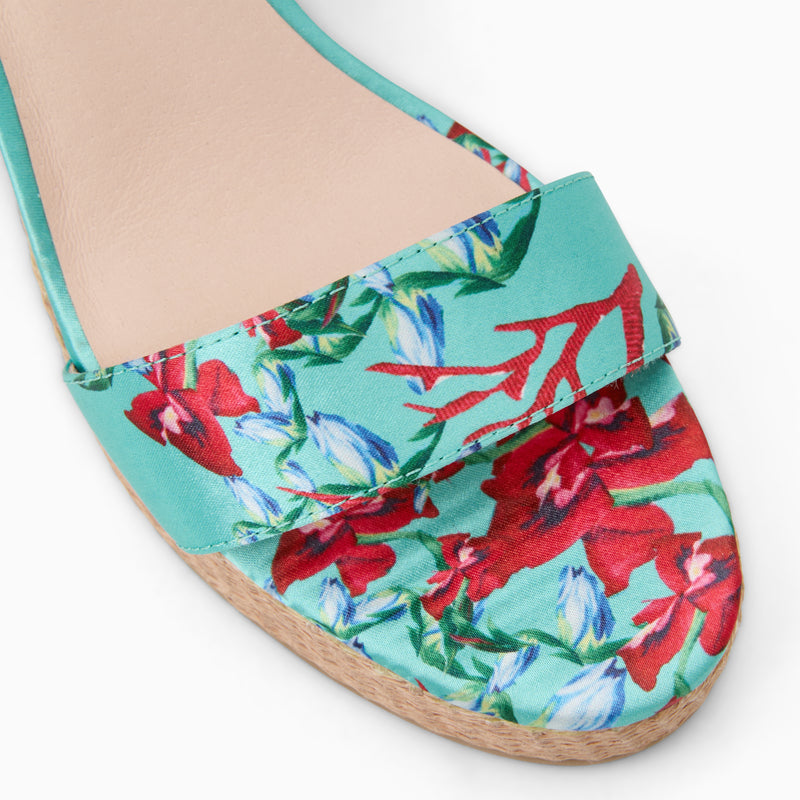 Deirdre Scarf Platform Wedge