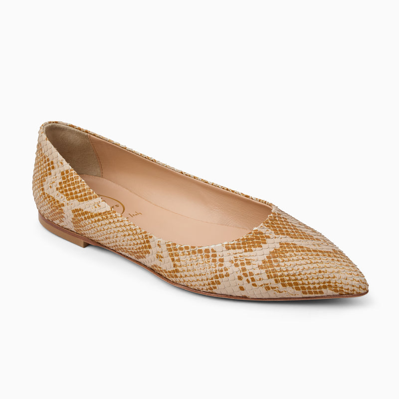 Gabrisa Italian Leather Pointed Toe Flat
