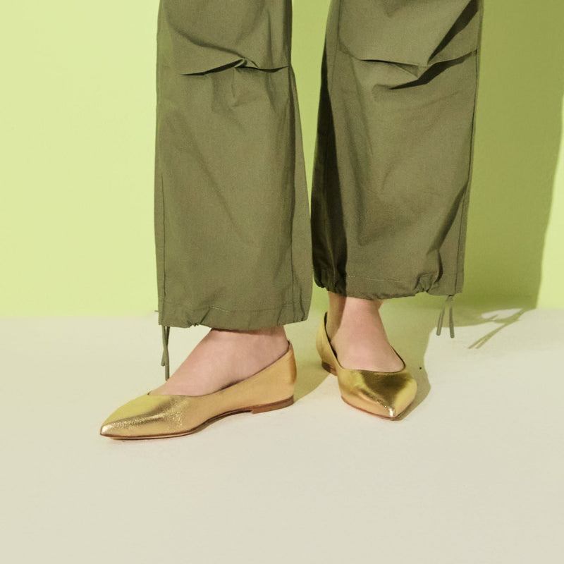 Gabrisa Italian Leather Pointed Toe Flat