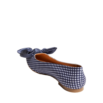 Heidi Flat