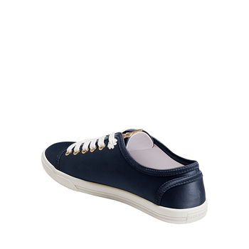 Lia Sneaker